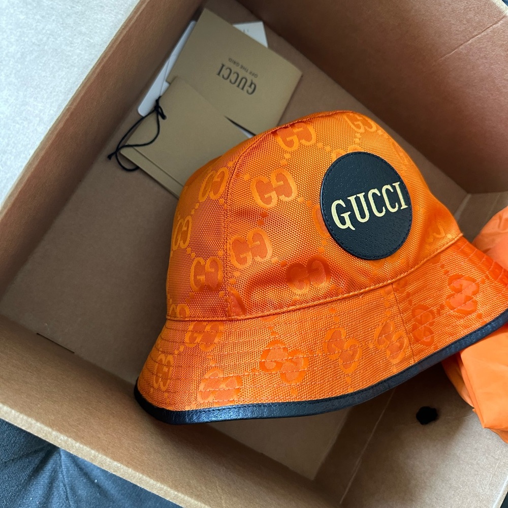 Gucci bucket hat